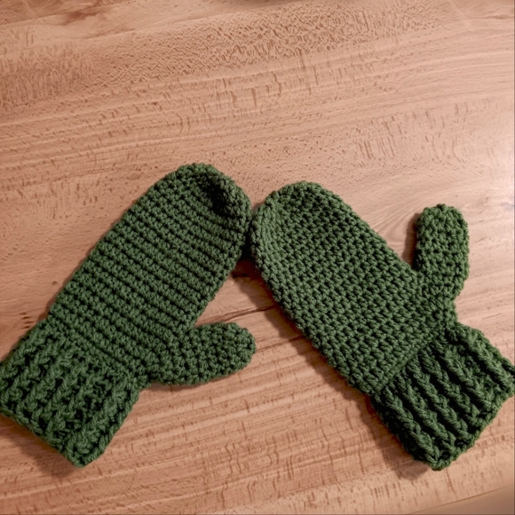 MTO Handmade Unisex Mittens - Picture 2 of 2